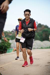 BIB: 1090
                            <button type="button" onclick="openModal(18895568)" class="btn btn-primary btn-sm float-right btn-popup" data-toggle="modal" data-target=".modal-high-quality">
                        <i class="fas fa-shopping-cart"></i> Add to Cart
                    </button>
                                            <button type="button" onclick="isThisMe(18895568, true)" class="btn btn-success btn-sm float-right btn-popup btn-isme hidden" data-toggle="tooltip" data-placement="bottom" title="นี่คือรูปของคุณใช่ไหม คลิกที่นี่เพื่อเอาเข้าอัลบั้ม">
                        <i class="fas fa-plus"></i> Add to album
                    </button>
                    <button type="button" onclick="isThisMe(18895568, false)" class="btn btn-warning btn-sm float-right btn-popup btn-isnotme hidden">
                        <i class="fas fa-ban"></i> Remove from album
                    </button>